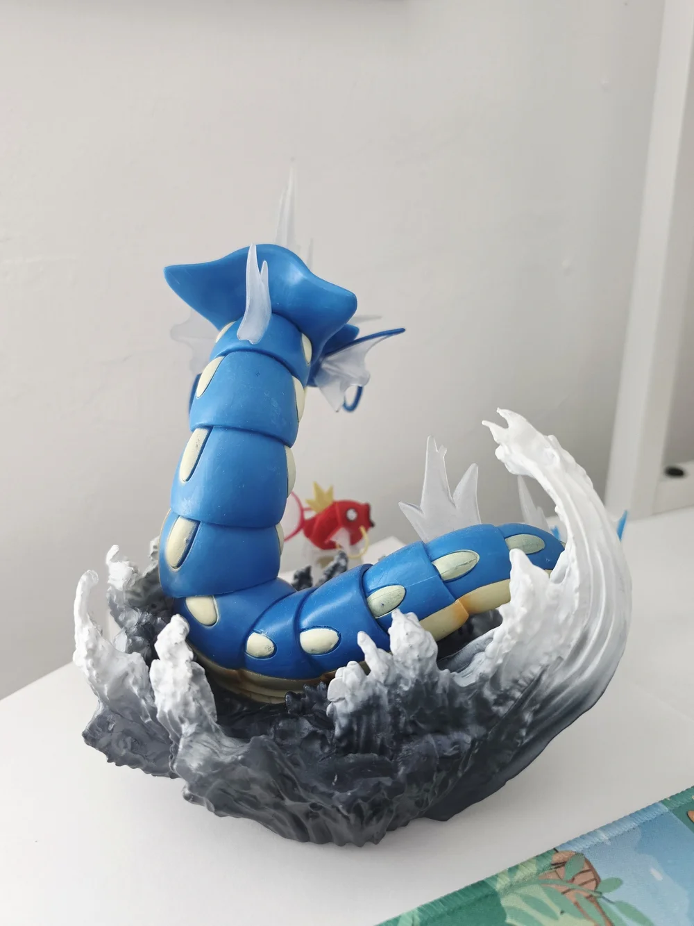 Gyarados & Magikarp Pokemon Decor Figurine Evolution Set